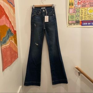 NWT Good American Flare Jeans